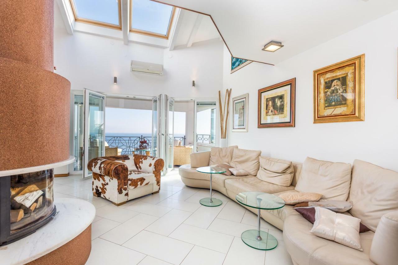Apartmán Luxury Penthouse Prestige Near The Sea Opatija Exteriér fotografie
