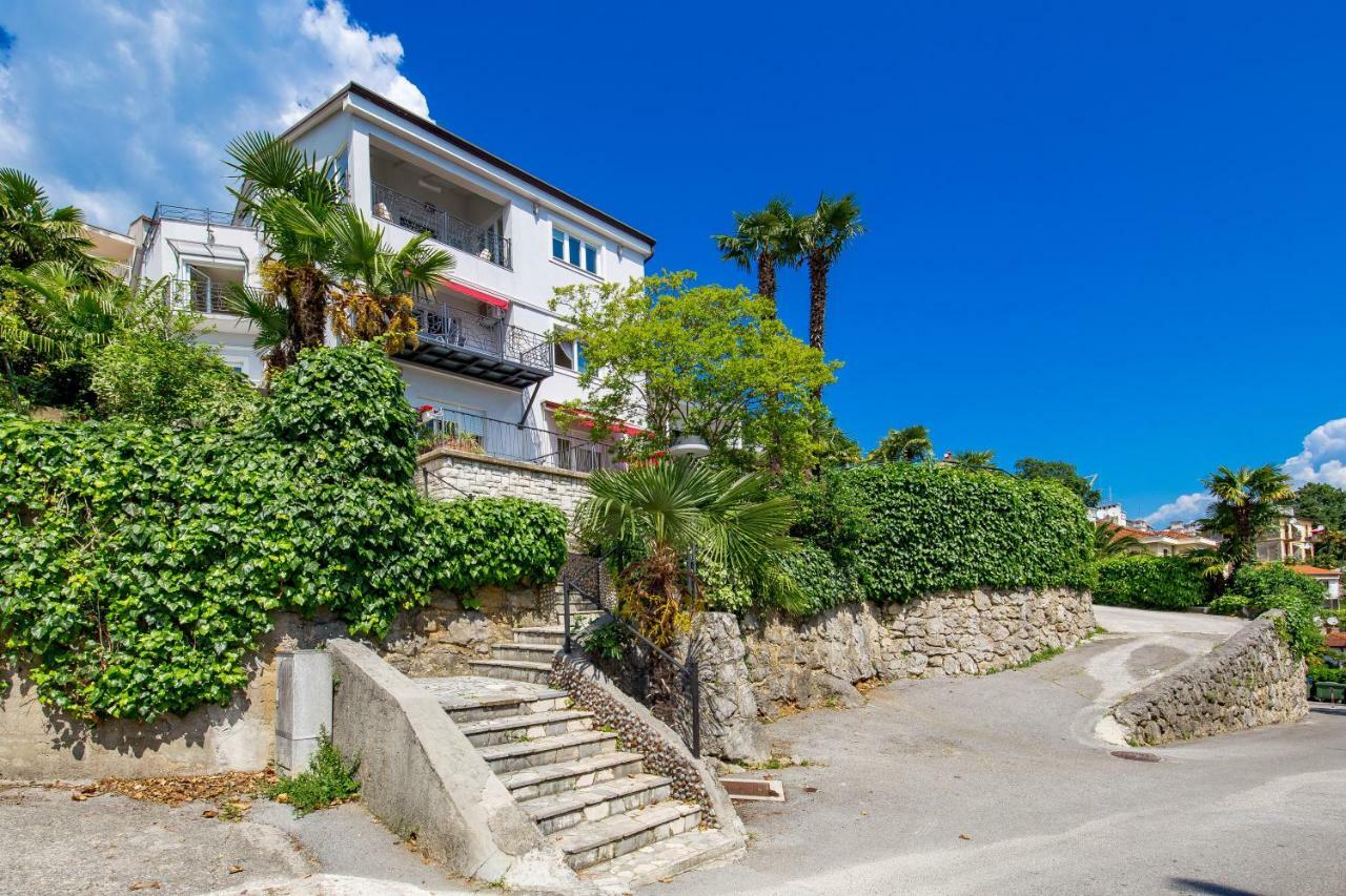 Apartmán Luxury Penthouse Prestige Near The Sea Opatija Exteriér fotografie